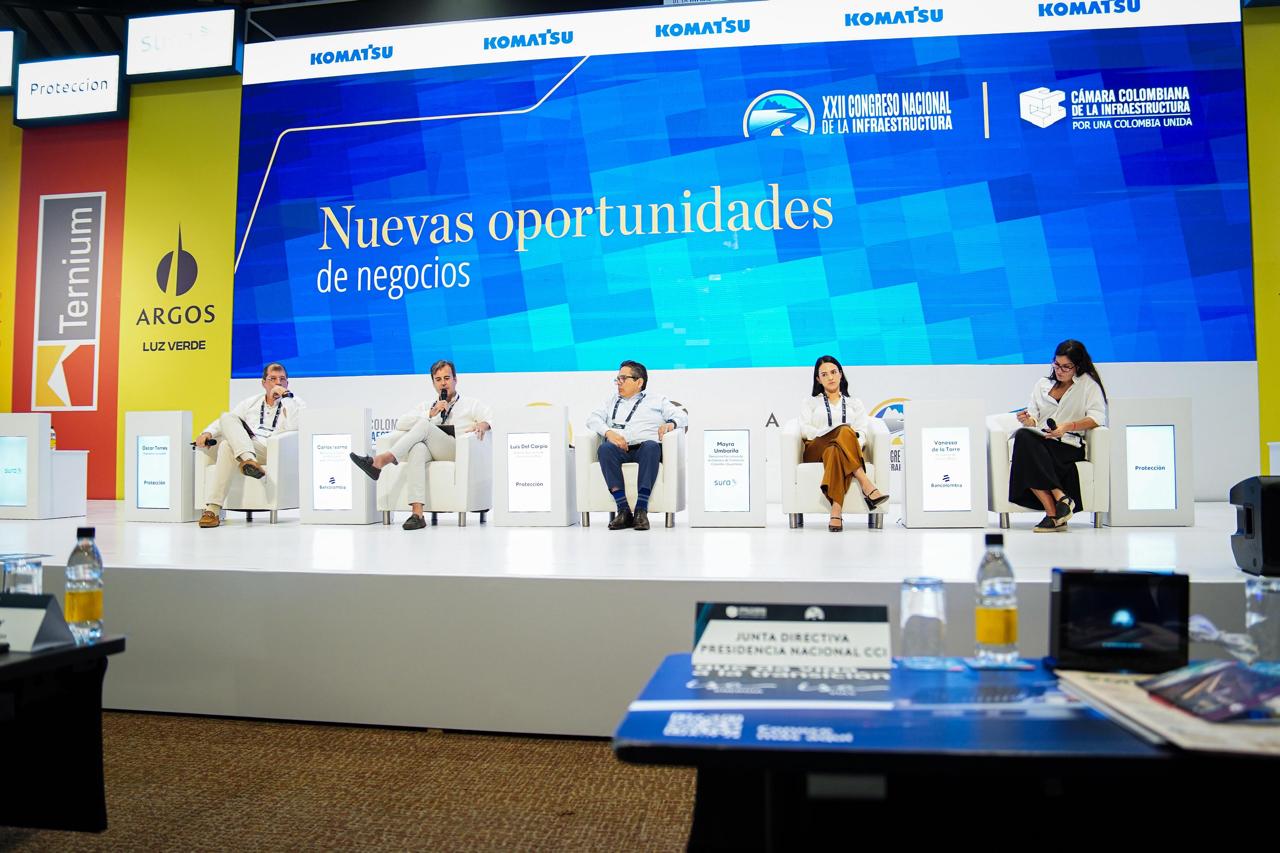 En lo que va corrido de la ejecución de los proyectos 4G se han inyectado a la economía $65.6 billones de pesos en CAPEX y su avance es del 92,38% En lo que va corrido de la ejecución de los proyectos 4G se han inyectado a la economía $65.6 billones de pesos en CAPEX y su avance es del 92,38%