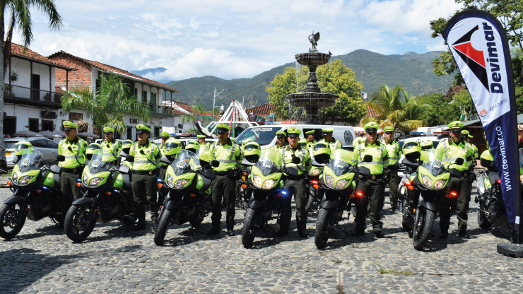 La ANI a través de la Concesión Devimar entregó 374 elementos de seguridad a la Policía de Tránsito y Transporte La ANI a través de la Concesión Devimar entregó 374 elementos de seguridad a la Policía de Tránsito y Transporte