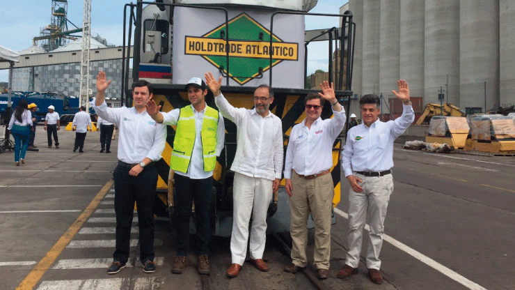 Arrancó el primer tren de prueba de carga por el corredor férreo Santa Marta - La Dorada Arrancó el primer tren de prueba de carga por el corredor férreo Santa Marta - La Dorada
