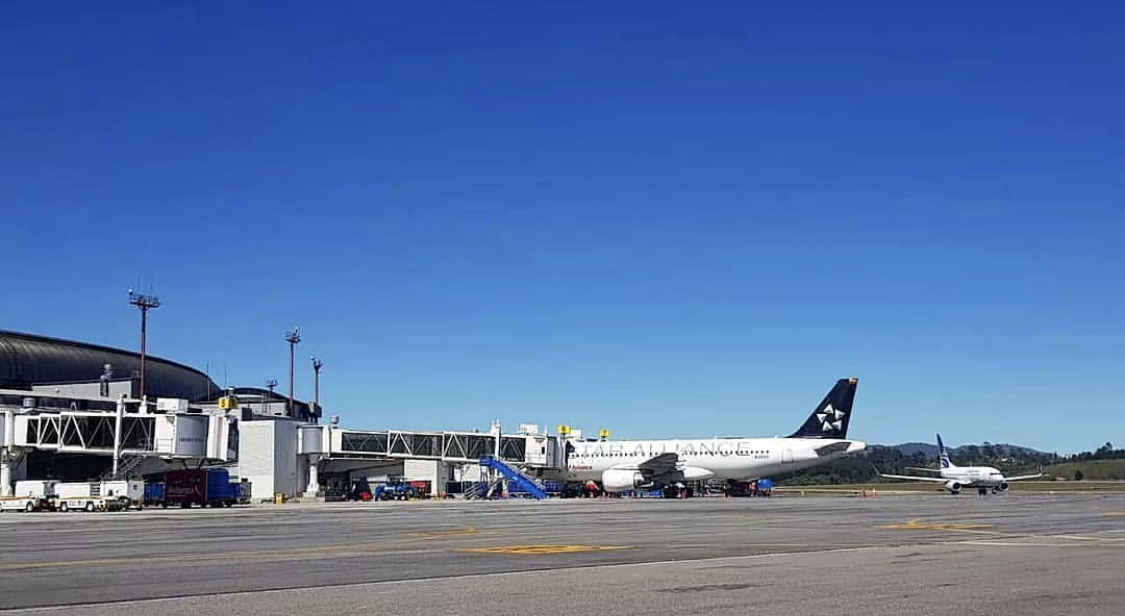 El Aeropuerto José María Córdova retoma su operación las 24 horas El Aeropuerto José María Córdova retoma su operación las 24 horas