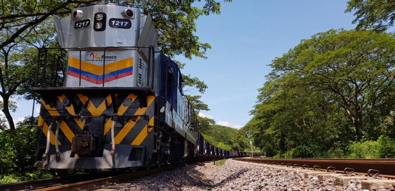 DURANTE LOS PRIMEROS CINCO MESES DEL AÑO SE MOVILIZARON MÁS DE 18 MILLONES DE TONELADAS DE CARBÓN EN EL CORREDOR CHIRIGUANÁ - SANTA MARTA DURANTE LOS PRIMEROS CINCO MESES DEL AÑO SE MOVILIZARON MÁS DE 18 MILLONES DE TONELADAS DE CARBÓN EN EL CORREDOR CHIRIGUANÁ - SANTA MARTA