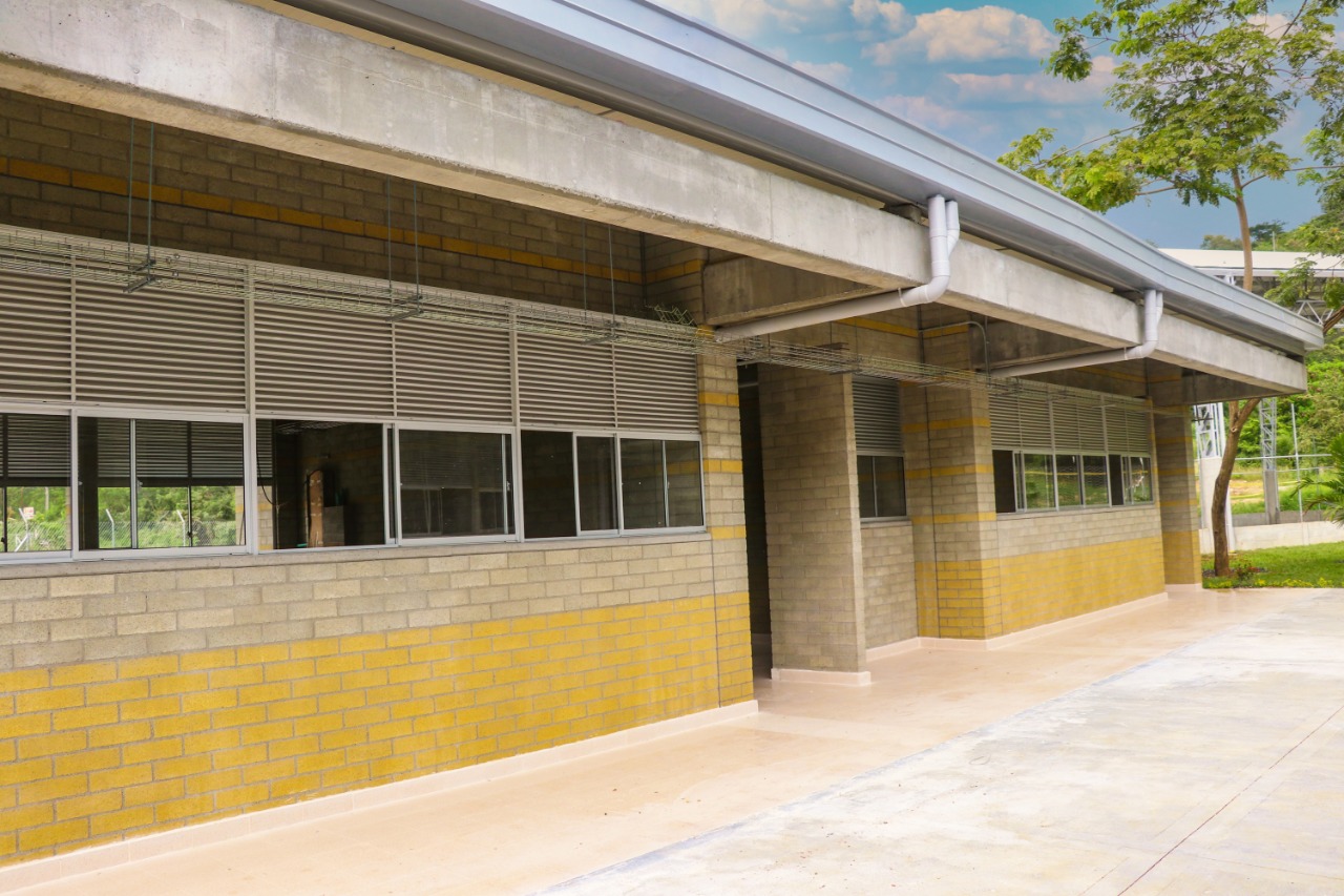 Gobierno entrega infraestructura educativa con inversión de 5 mil millones para beneficiar a jóvenes de Sopetran, Antioquia Gobierno entrega infraestructura educativa con inversión de 5 mil millones para beneficiar a jóvenes de Sopetran, Antioquia