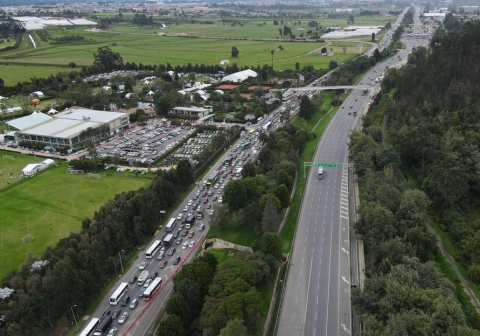 A partir del 1 de julio de 2026 entra en vigencia el incremento tarifario contractual progresivo en los peajes Andes, Fusca y Unisabana  