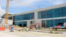 Ya va cambiando su cara el Aeropuerto Simón Bolívar de Santa Marta Ya va cambiando su cara el Aeropuerto Simón Bolívar de Santa Marta
