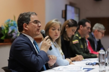 Por tierra, mar y aire, Mintransporte lanza 'Plan Navidad' para garantizar movilidad y seguridad en temporada decembrina Por tierra, mar y aire, Mintransporte lanza 'Plan Navidad' para garantizar movilidad y seguridad en temporada decembrina