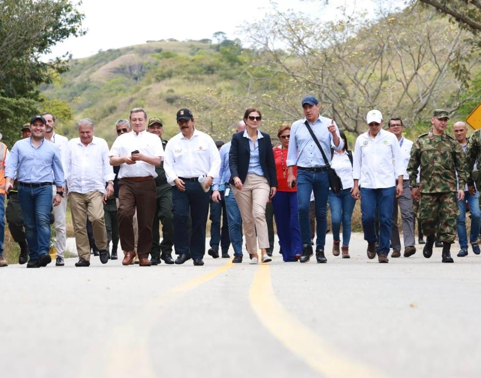 Gobierno Nacional implementa medidas para atender KM 21 de la vía Gigante – Garzón y el sector de Pericongo en Huila Gobierno Nacional implementa medidas para atender KM 21 de la vía Gigante – Garzón y el sector de Pericongo en Huila