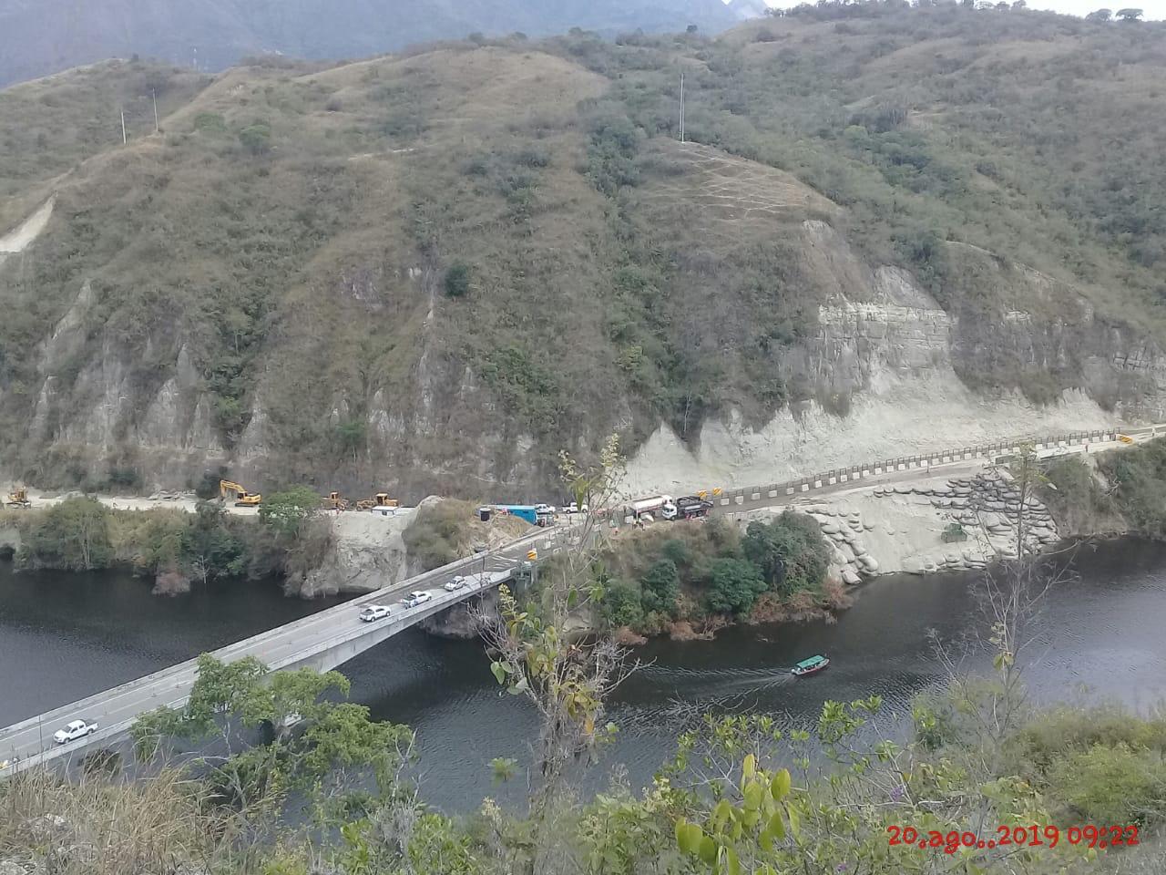 Gobierno habilita, antes de lo previsto, conectividad entre Garzón y Gigante en el Huila Gobierno habilita, antes de lo previsto, conectividad entre Garzón y Gigante en el Huila