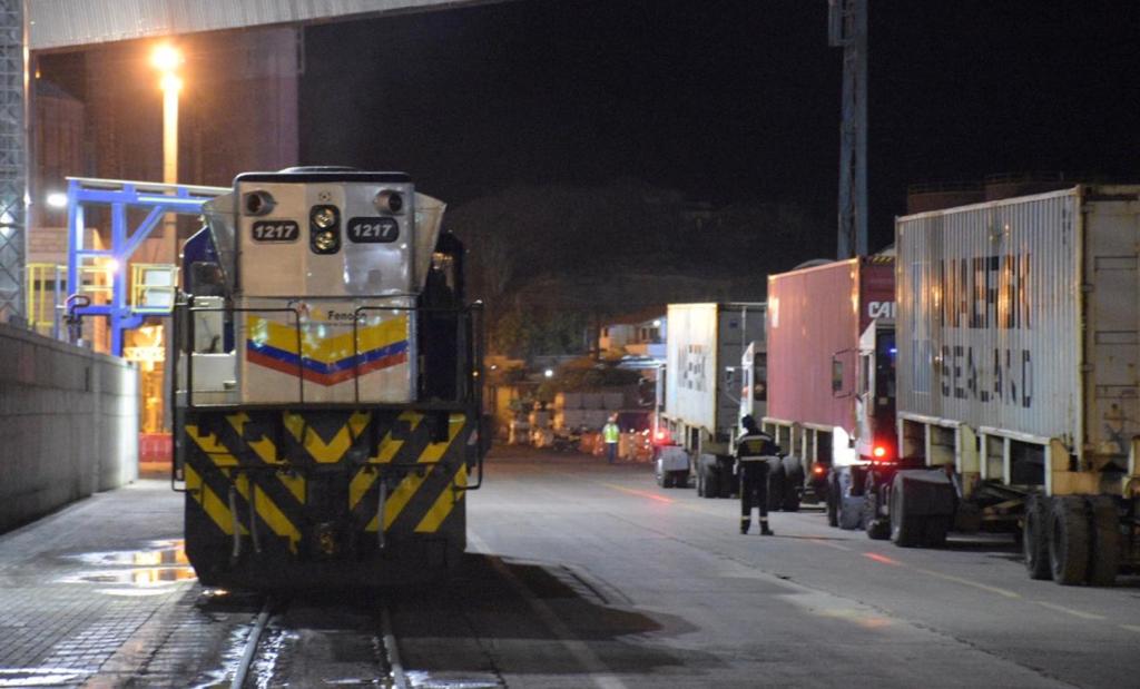 Inició la operación comercial del tren semanal entre La Dorada – Santa Marta - La Dorada Inició la operación comercial del tren semanal entre La Dorada – Santa Marta - La Dorada