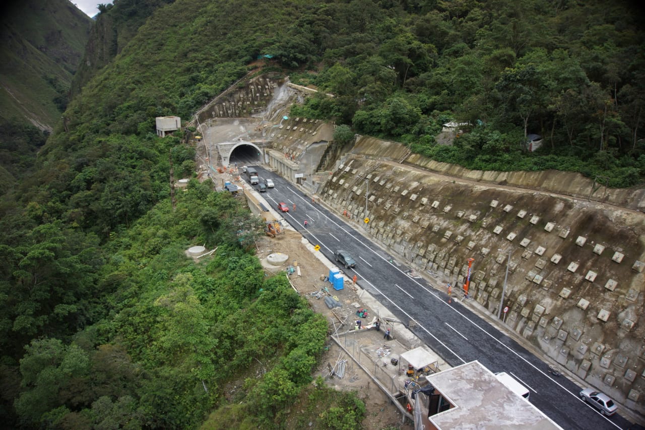 Avance de obras en vía Bogotá – Villavicencio ya se traducen en reactivación económica para la región Avance de obras en vía Bogotá – Villavicencio ya se traducen en reactivación económica para la región