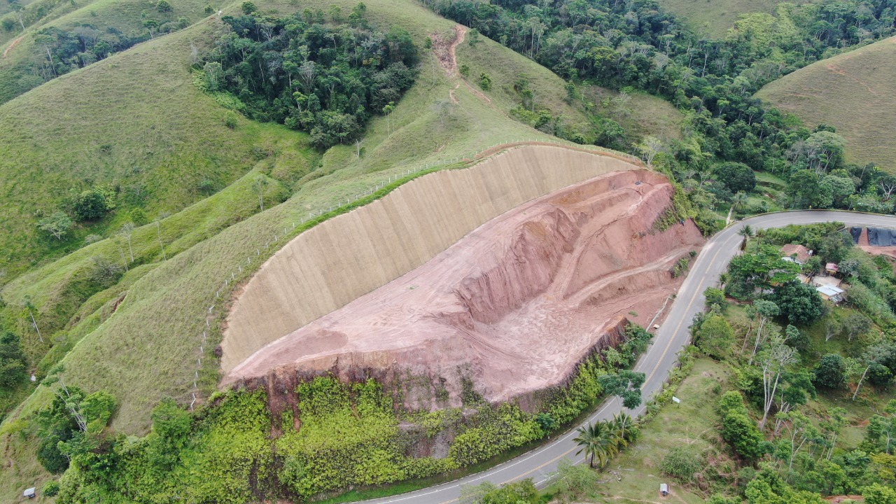 Reactivar la infraestructura en Antioquia es un compromiso con los héroes en las vías. Reactivar la infraestructura en Antioquia es un compromiso con los héroes en las vías.