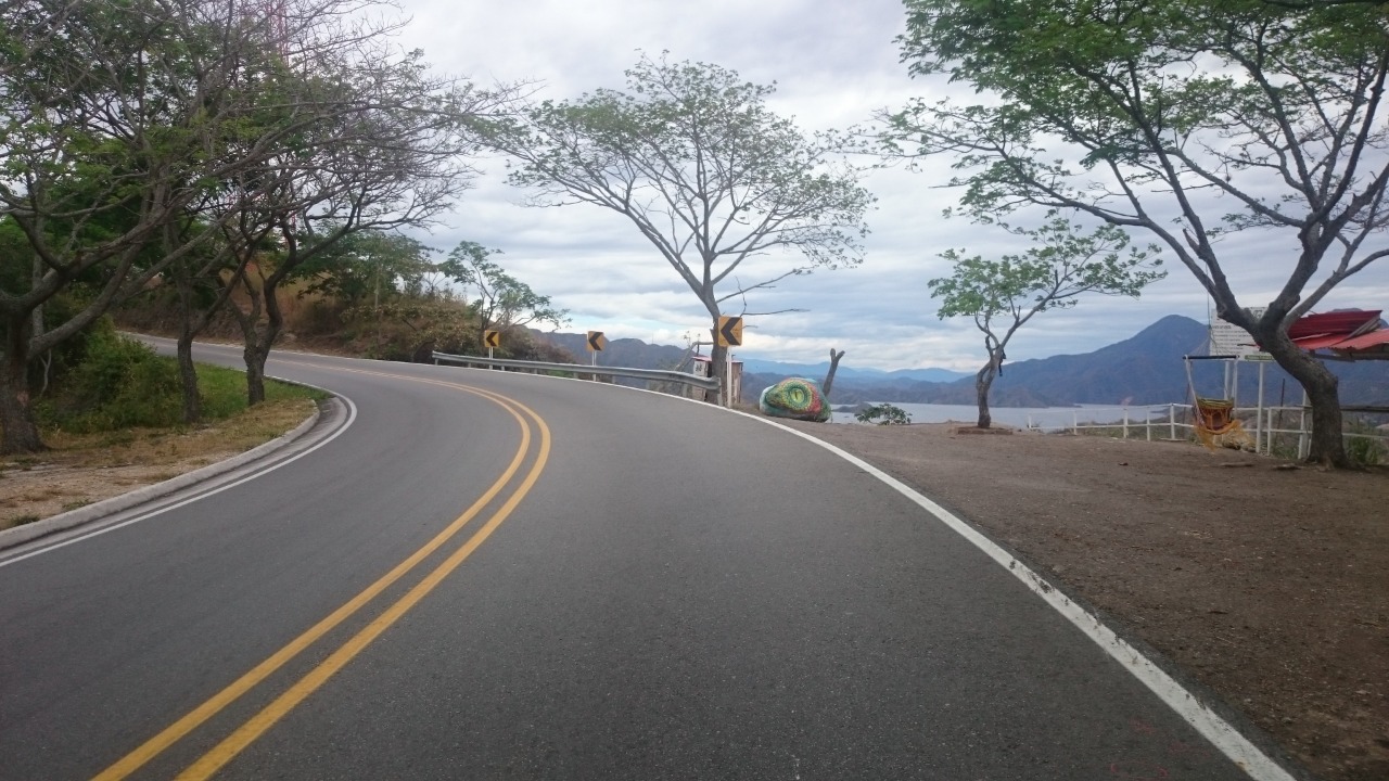 GOBIERNO NACIONAL APRUEBA DESARROLLO DE OBRAS PRIORITARIAS EN LA VÍA SANTANA-MOCOA-NEIVA GOBIERNO NACIONAL APRUEBA DESARROLLO DE OBRAS PRIORITARIAS EN LA VÍA SANTANA-MOCOA-NEIVA