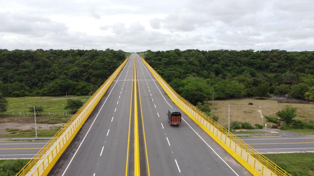 GOBIERNO NACIONAL AVANZA EN LA CONSOLIDACIÓN DE LOS PROYECTOS 4G EN EL PAÍS GOBIERNO NACIONAL AVANZA EN LA CONSOLIDACIÓN DE LOS PROYECTOS 4G EN EL PAÍS