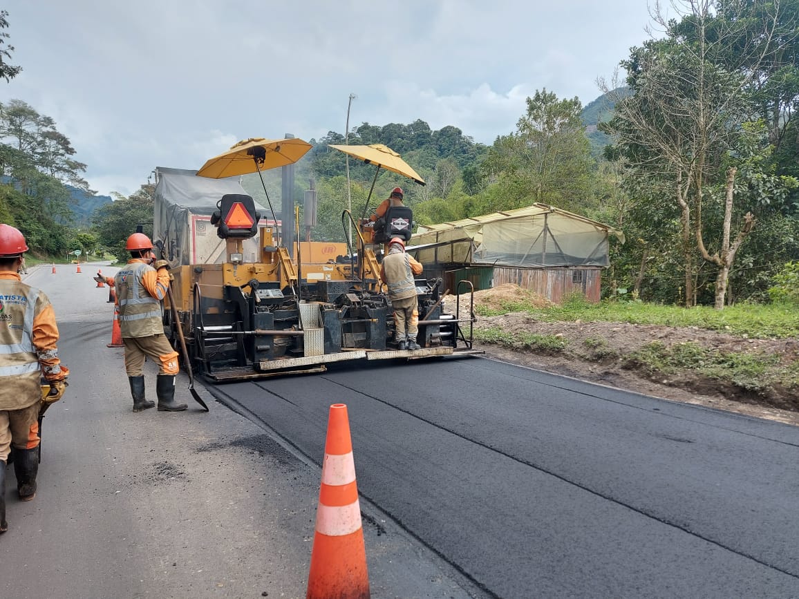 ALIADAS PARA EL PROGRESO S.A.S. SOLICITA CESIÓN DEL PROYECTO SANTANA-MOCOA-NEIVA ALIADAS PARA EL PROGRESO S.A.S. SOLICITA CESIÓN DEL PROYECTO SANTANA-MOCOA-NEIVA