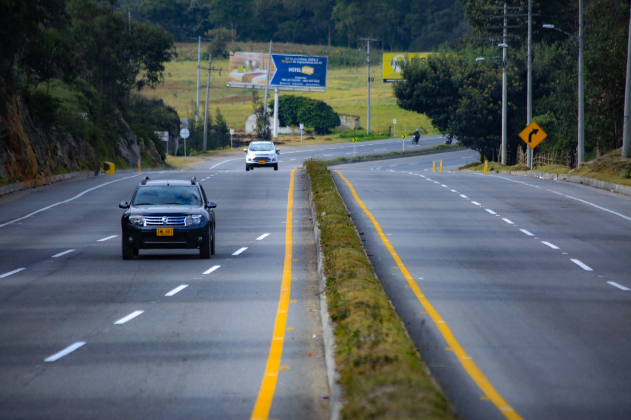 En la vía Bogotá-Girardot durante Semana Santa, se espera la movilización de más de 312 mil vehículos En la vía Bogotá-Girardot durante Semana Santa, se espera la movilización de más de 312 mil vehículos