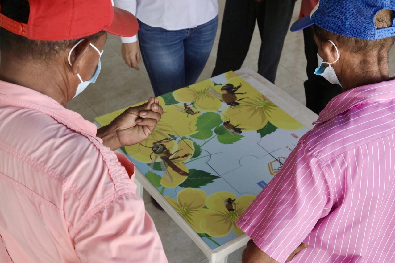 Gracias al proyecto Cartagena-Barranquilla y Circunvalar de la Prosperidad, campesinos del Atlántico ven en el cultivo y cuidado de abejas una alternativa de ingresos Gracias al proyecto Cartagena-Barranquilla y Circunvalar de la Prosperidad, campesinos del Atlántico ven en el cultivo y cuidado de abejas una alternativa de ingresos