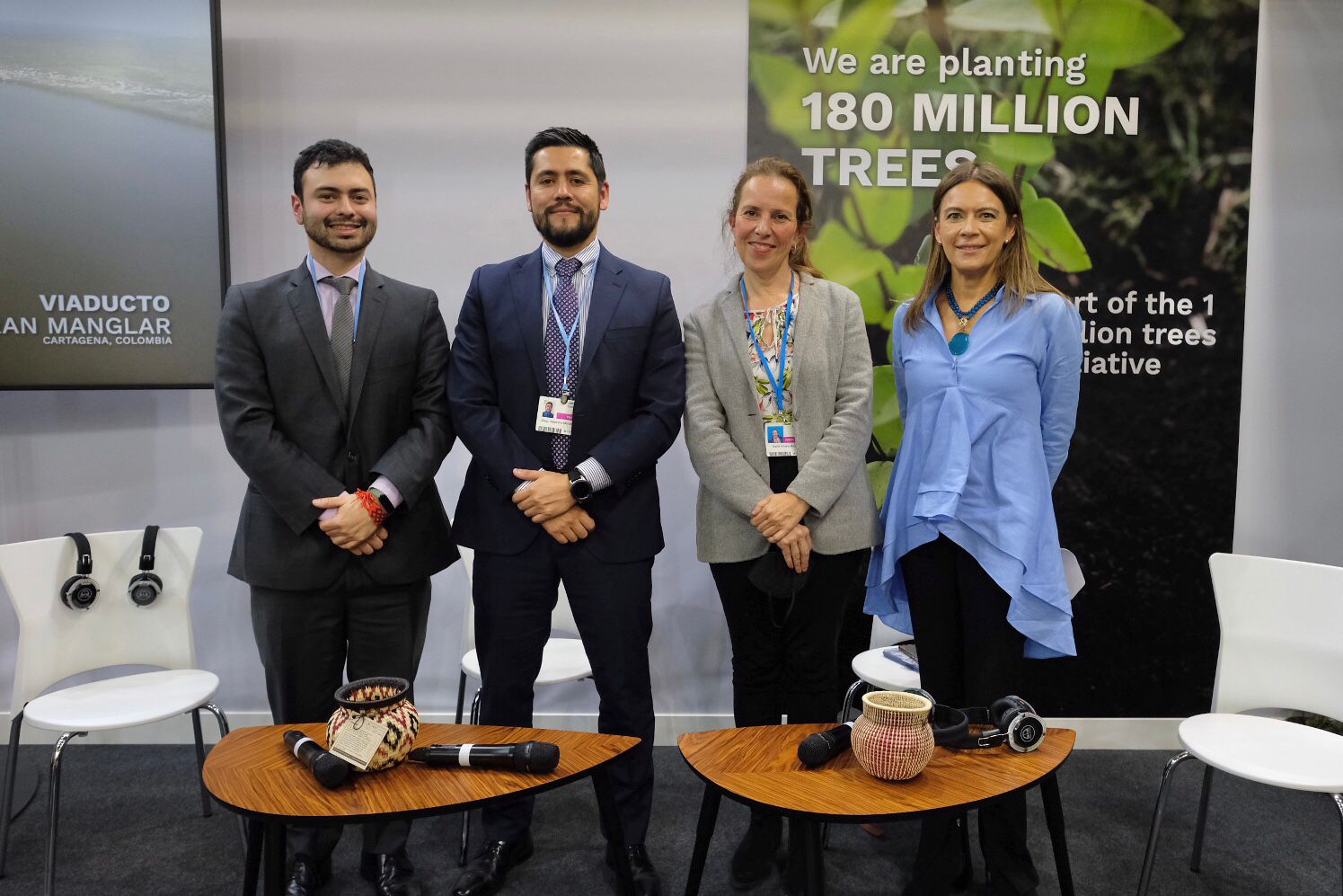 En la #COP26, la ANI presenta al mundo el enfoque sostenible de los proyectos de 4G y 5G, destacando los cuatro pilares de su ADN: social, ambiental, financiero e institucional En la #COP26, la ANI presenta al mundo el enfoque sostenible de los proyectos de 4G y 5G, destacando los cuatro pilares de su ADN: social, ambiental, financiero e institucional