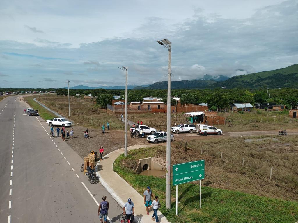 La Agencia Nacional de Infraestructura escucha a la comunidad de Aguas Blancas en el Cesar y busca una solución definitiva a la problemática La Agencia Nacional de Infraestructura escucha a la comunidad de Aguas Blancas en el Cesar y busca una solución definitiva a la problemática