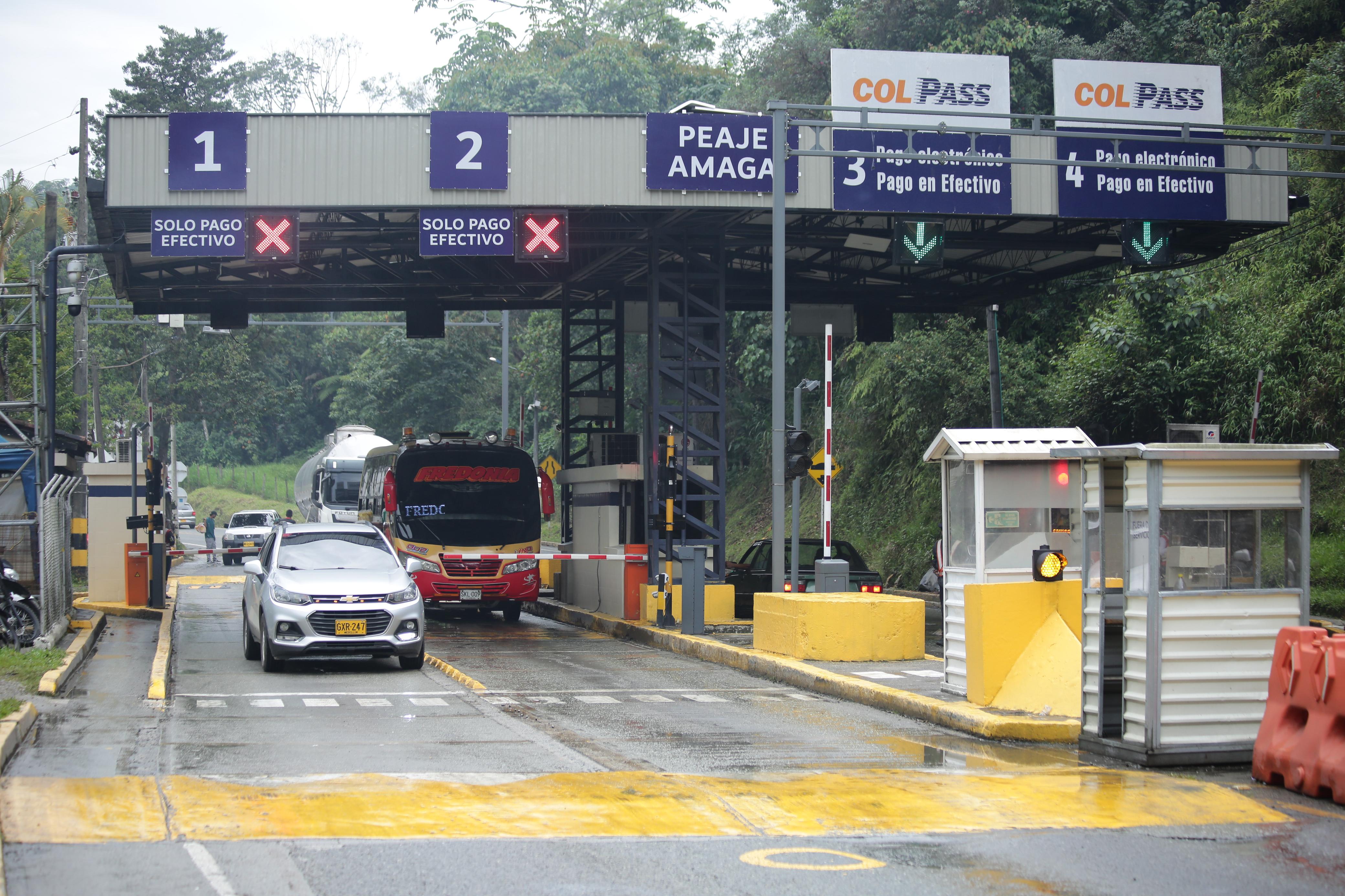 ANI activa plan de choque para mitigar congestión vehicular en peaje de Amagá durante la Semana Santa en el proyecto Conexión Pacífico 1 ANI activa plan de choque para mitigar congestión vehicular en peaje de Amagá durante la Semana Santa en el proyecto Conexión Pacífico 1