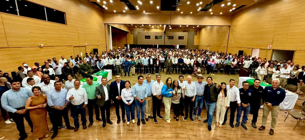 Inversiones por más de $153 mil millones en obras sociales y compensaciones económicas y la generación de 180 mil empleos, principales beneficios que traerá la construcción del proyecto El Estanquillo-Popayán Inversiones por más de $153 mil millones en obras sociales y compensaciones económicas y la generación de 180 mil empleos, principales beneficios que traerá la construcción del proyecto El Estanquillo-Popayán