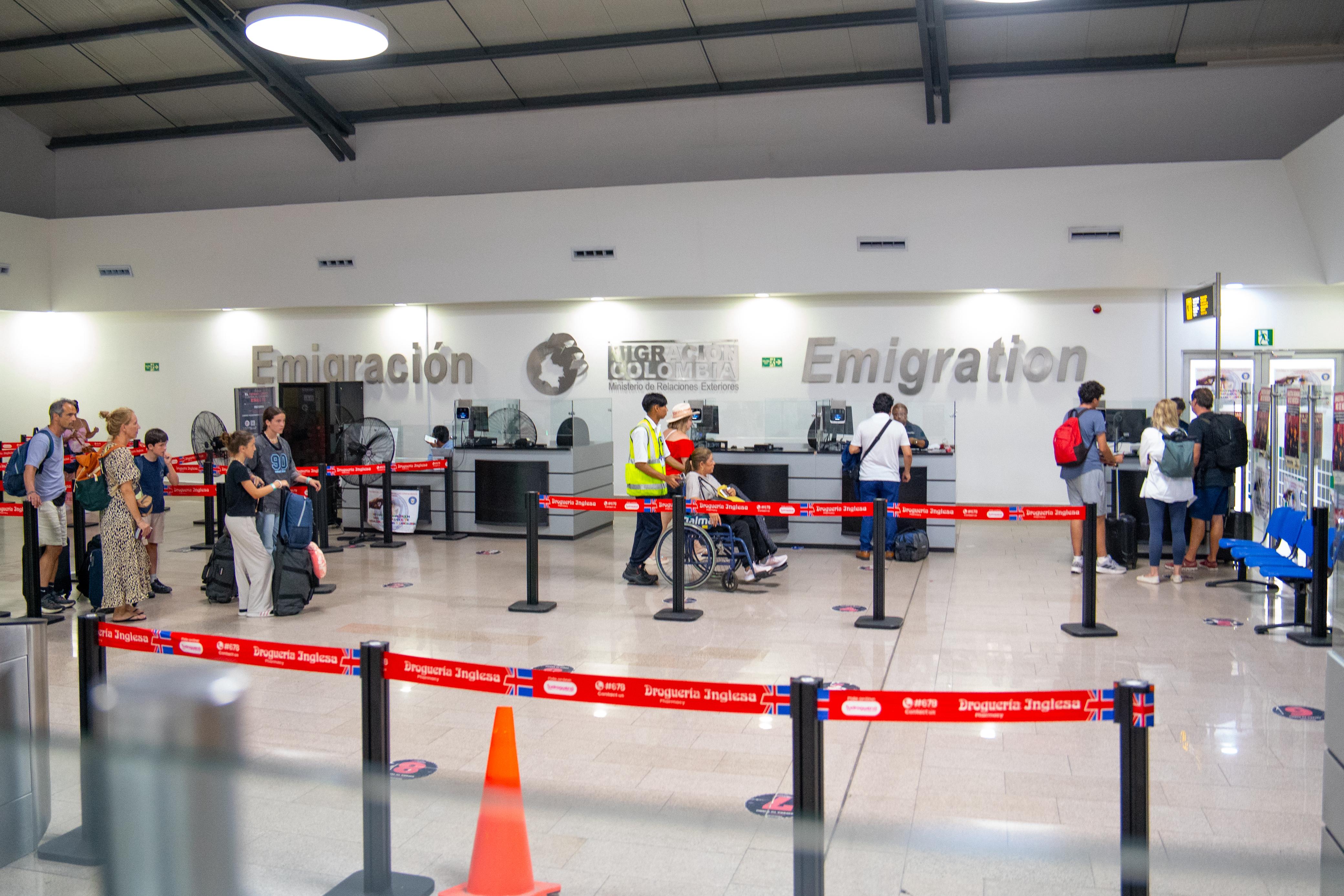 Aeropuerto de Cartagena priorizará su sistema de ventilación y accesos a salas de abordaje Aeropuerto de Cartagena priorizará su sistema de ventilación y accesos a salas de abordaje