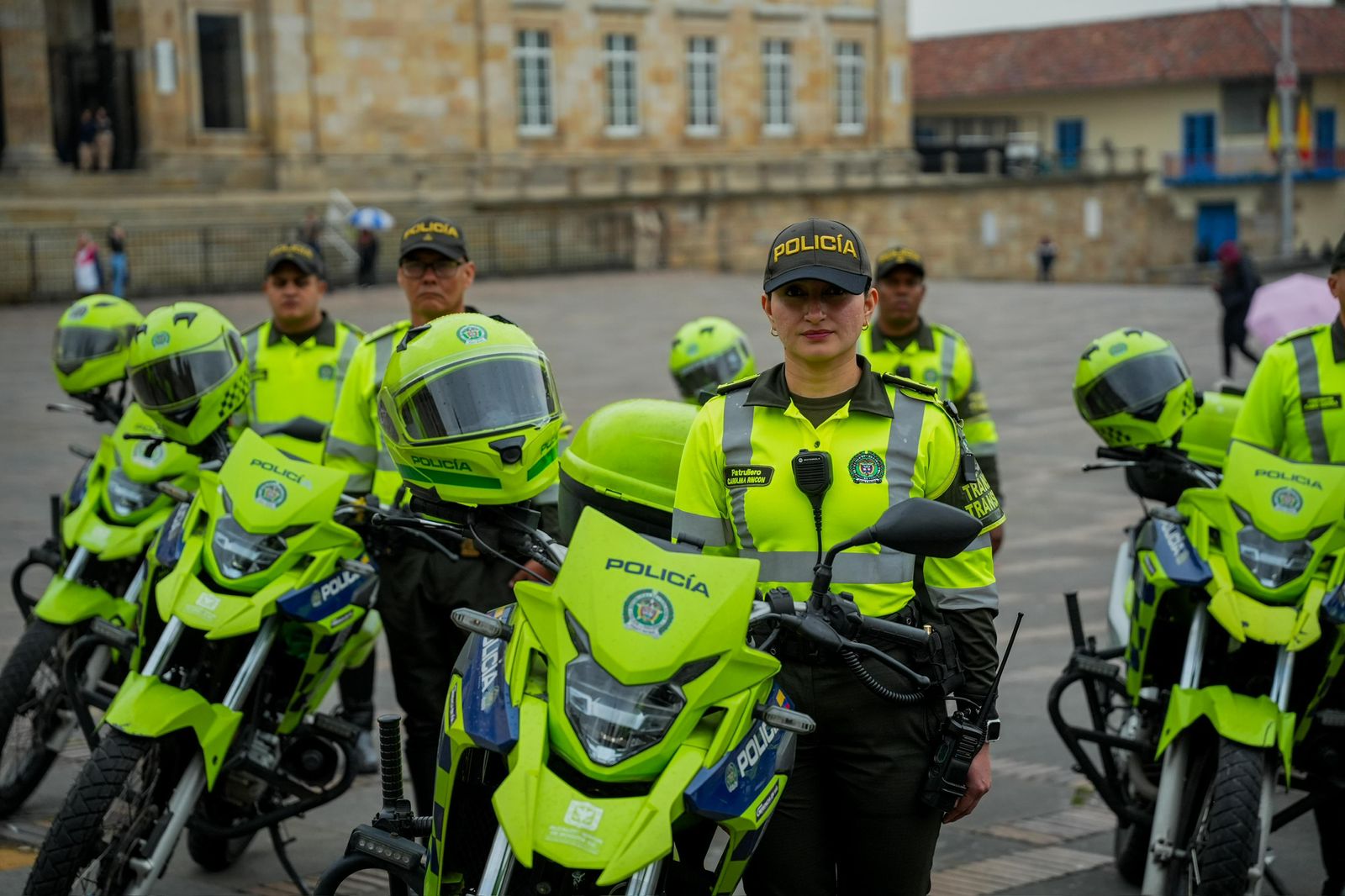 Más de 8 millones de vehículos se movilizarán por los 41 corredores concesionados por la ANI en esta Semana Santa Más de 8 millones de vehículos se movilizarán por los 41 corredores concesionados por la ANI en esta Semana Santa